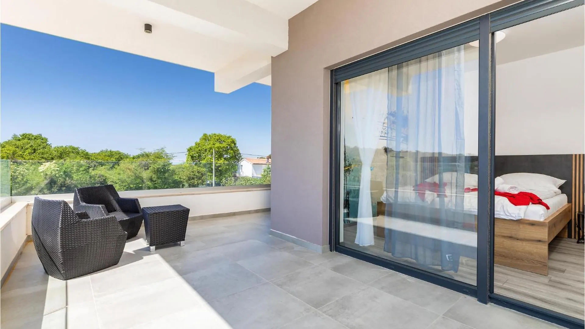 Gorgeous Home In Valbandon Holiday home